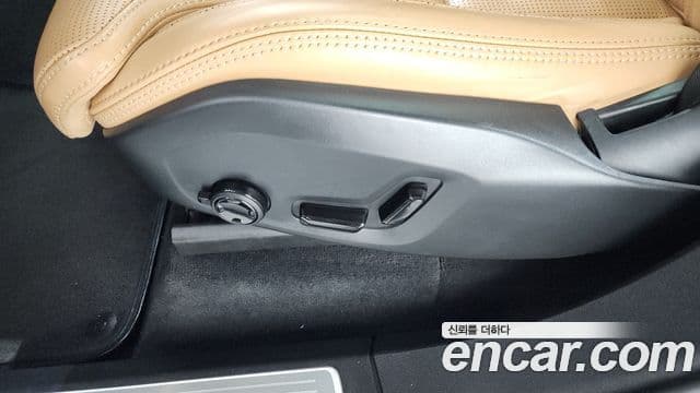 Volvo XC90 2019 — Photo 38/39