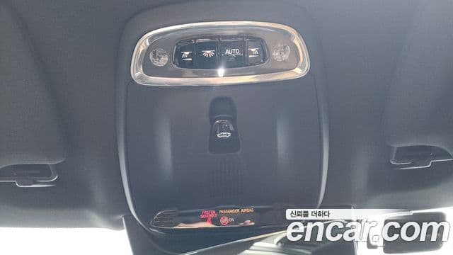 Volvo XC90 2019 — Photo 2/39