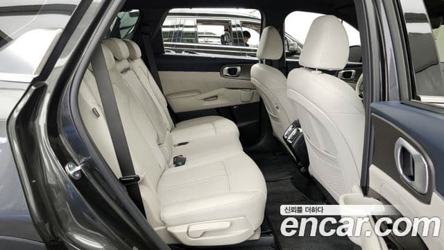 Kia Sorento 2024 — Şəkil 12/20