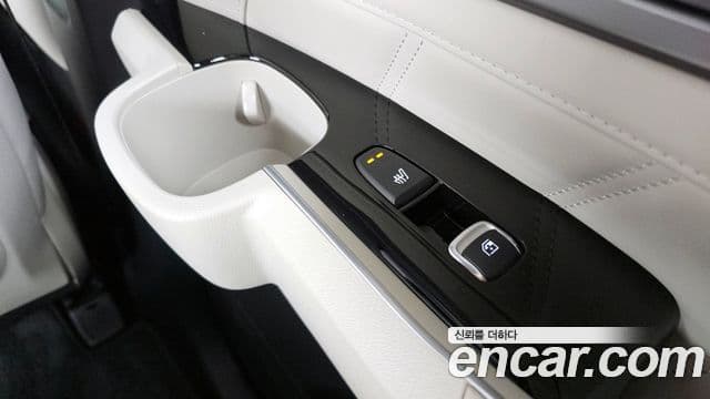 Kia Sorento 2024 — Şəkil 19/20