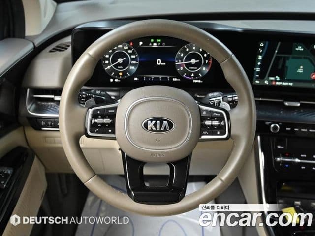 Kia Carnival 2021 — ფოტო 12/20