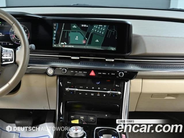 Kia Carnival 2021 — ფოტო 13/20