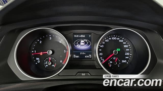 Volkswagen Tiguan 2019 — Şəkil 8/20