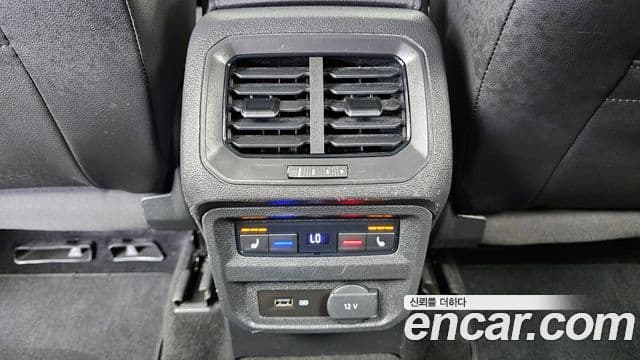 Volkswagen Tiguan 2019 — Şəkil 18/20