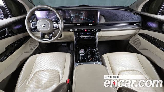 Kia Carnival 2021 — ფოტო 7/20
