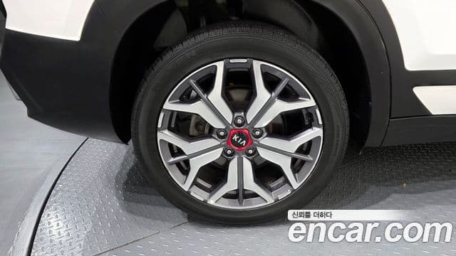 Kia Seltos 2020 — Şəkil 19/32