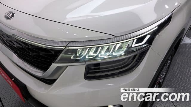 Kia Seltos 2020 — Şəkil 9/32