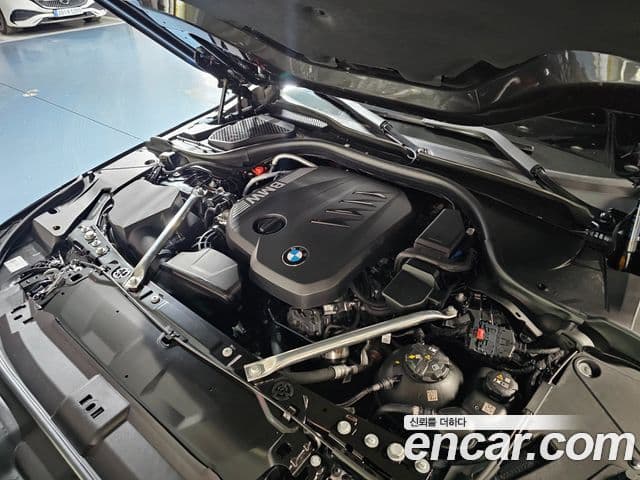 BMW 5 Series 2025 — ფოტო 5/18