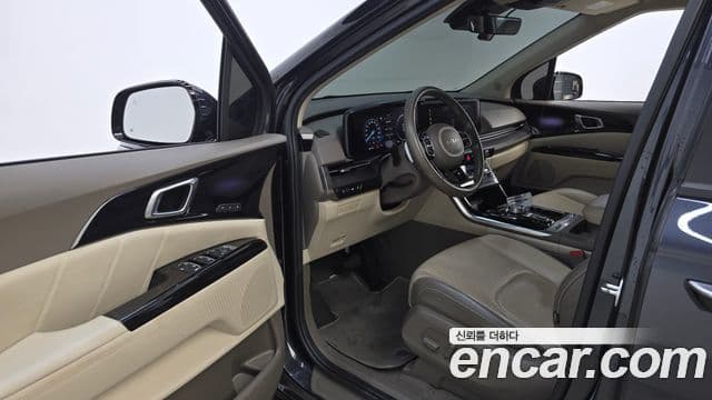 Kia Carnival 2022 — Фото 10/20