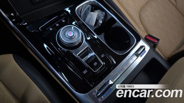 Kia Carnival 2022 — Şəkil 9/20