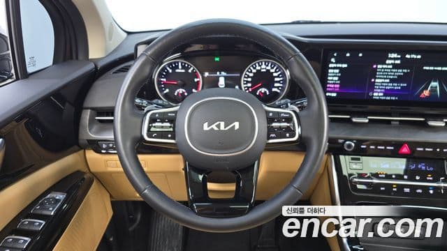 Kia Carnival 2022 — Şəkil 13/20