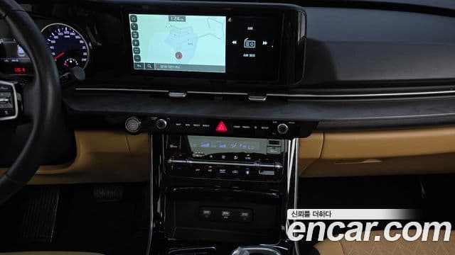 Kia Carnival 2022 — Şəkil 14/20