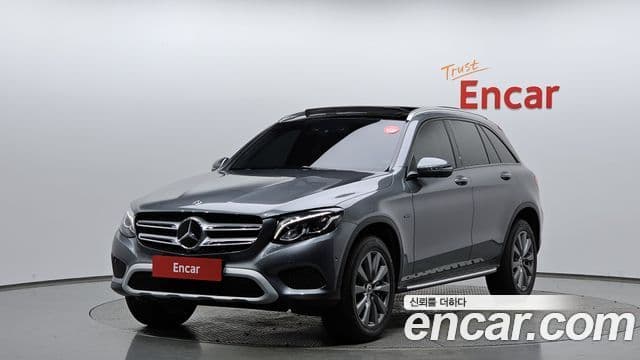 Mercedes-Benz GLC-Class 2019 — Şəkil 9/20