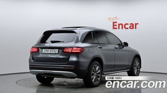 Mercedes-Benz GLC-Class 2019 — Şəkil 1/20