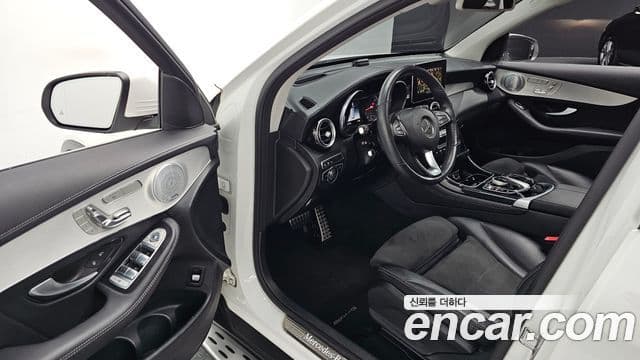 Mercedes-Benz GLC-Class 2019 — Şəkil 7/20