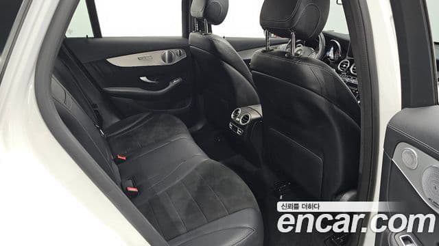 Mercedes-Benz GLC-Class 2019 — Şəkil 12/20