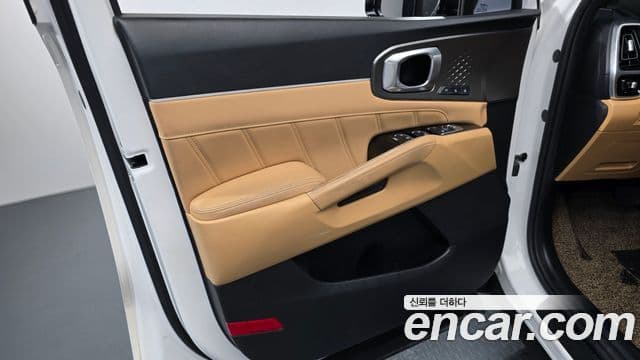 Kia Sorento 2022 — Şəkil 11/33