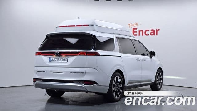 Kia Carnival 2021 — ფოტო 2/20