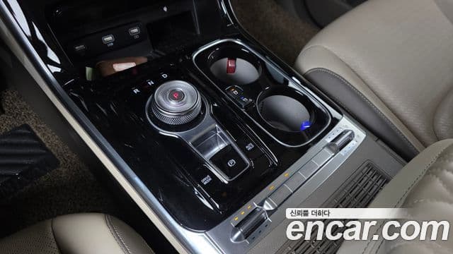Kia Carnival 2021 — Şəkil 9/20