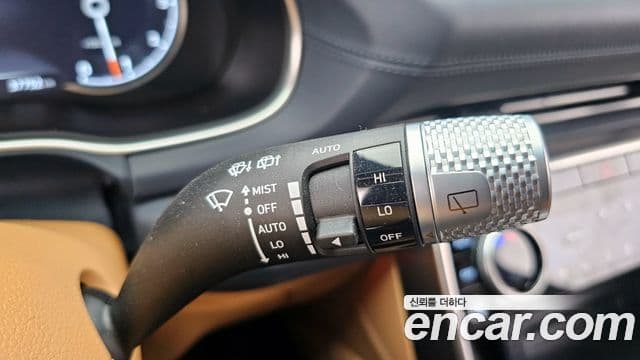 Genesis GV80 2021 — ფოტო 18/20