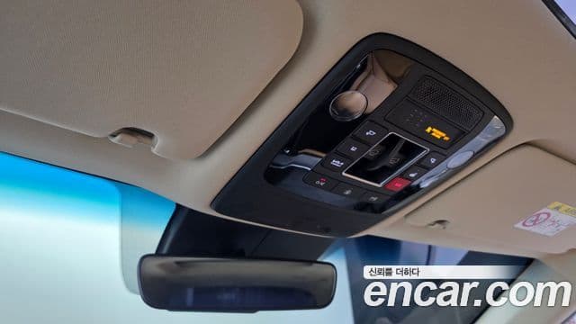 Kia Carnival 2022 — Photo 1/20