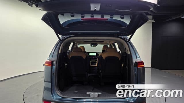 Kia Carnival 2022 — Photo 3/20