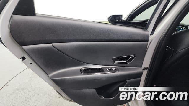 Hyundai The New Avante Hybrid 2022 — Şəkil 26/32