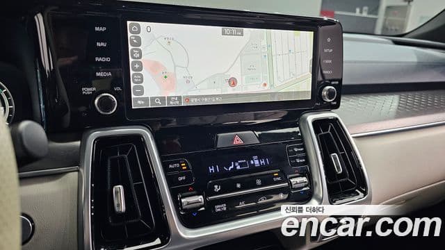 Kia Sorento 2021 — Şəkil 16/20