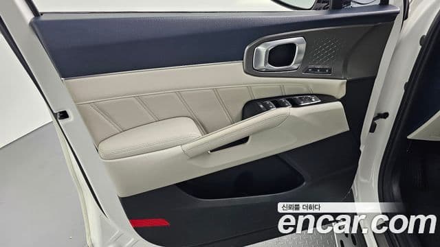 Kia Sorento 2021 — Şəkil 15/31