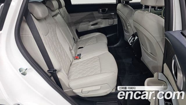 Kia Sorento 2021 — Şəkil 26/31
