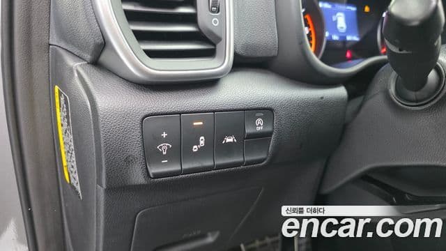 Kia Sportage The Bold 2020 — Фото 12/20