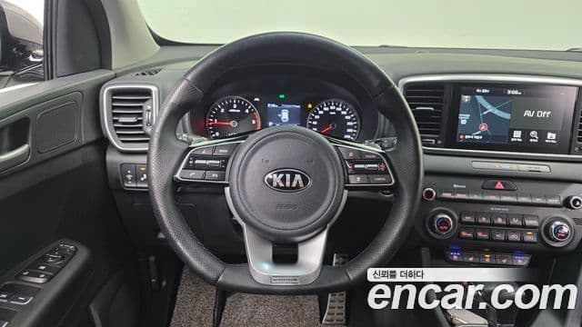 Kia Sportage The Bold 2020 — Фото 13/20