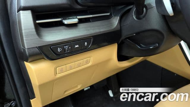 Kia Carnival 2023 — Şəkil 14/20