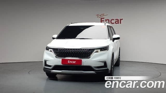 Kia Carnival 2023 — ფოტო 3/20