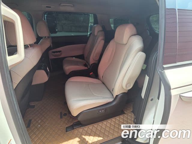 Kia Carnival 2021 — Şəkil 12/20