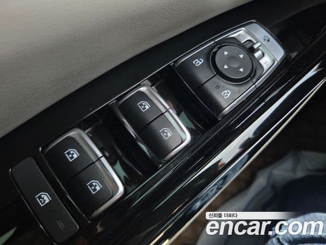 Kia Carnival 2021 — Şəkil 17/20