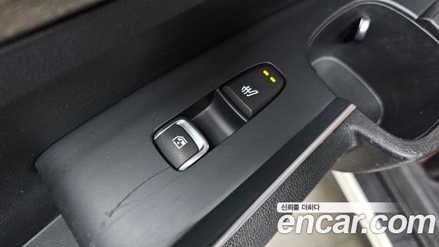 Kia Sorento 2021 — ფოტო 18/20