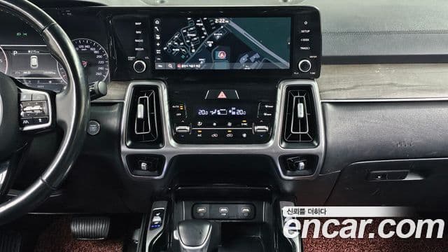 Kia Sorento 2021 — ფოტო 20/20