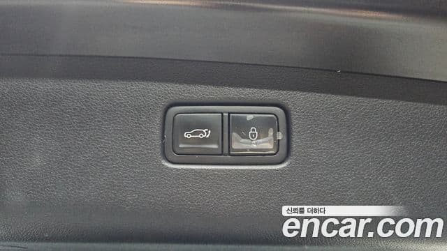 Genesis GV70 2022 — фото 20 из 20