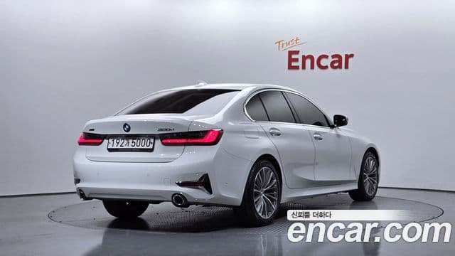 BMW 3 Series 2020 — ფოტო 2/20