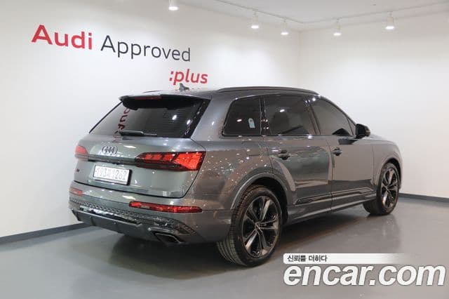 Audi Q7 2025 — Photo 18/20
