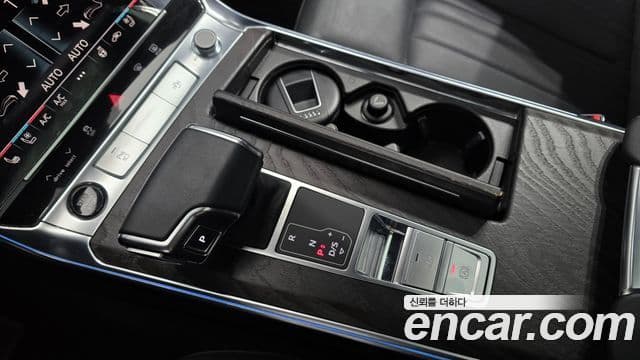 Audi A6 2021 — ფოტო 9/20