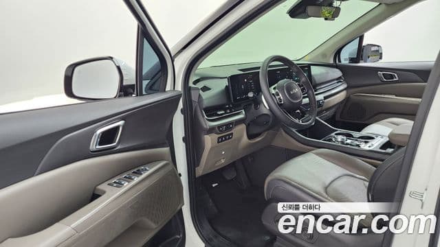 Kia Carnival 2024 — Şəkil 10/20