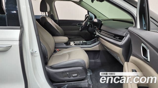 Kia Carnival 2024 — Şəkil 11/20