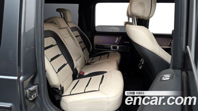 Mercedes-Benz G-Class 2021 — Photo 23/36