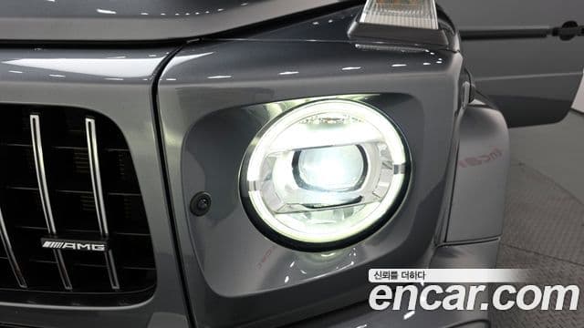 Mercedes-Benz G-Class 2021 — Photo 27/36