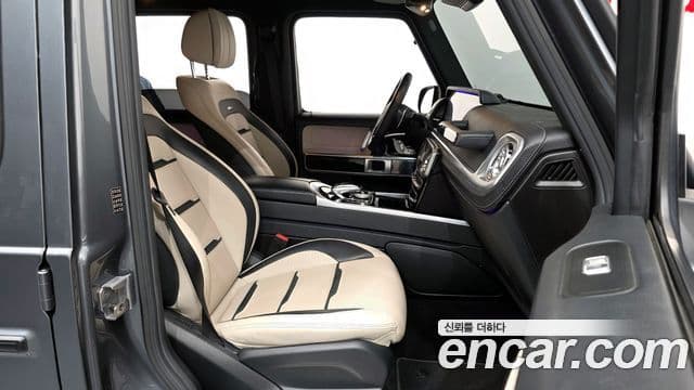 Mercedes-Benz G-Class 2021 — Photo 14/36