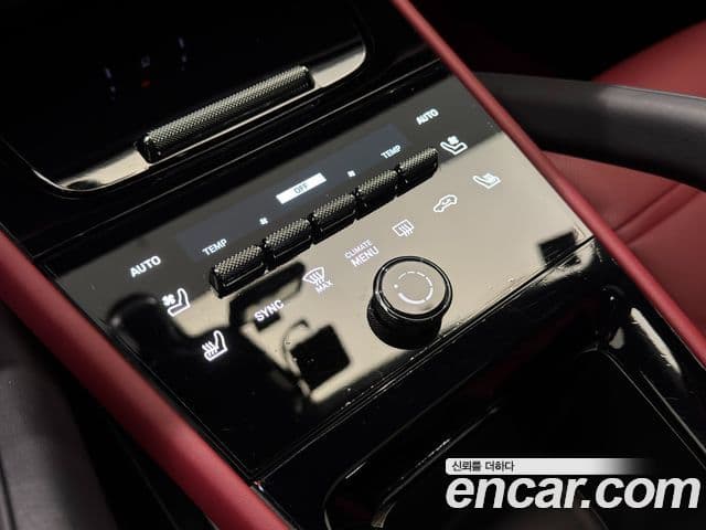 Porsche Cayenne 2025 — ფოტო 10/20