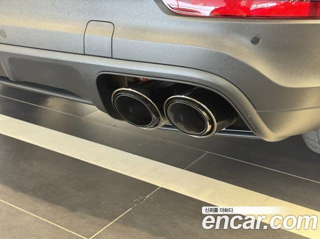 Porsche Cayenne 2025 — ფოტო 15/20