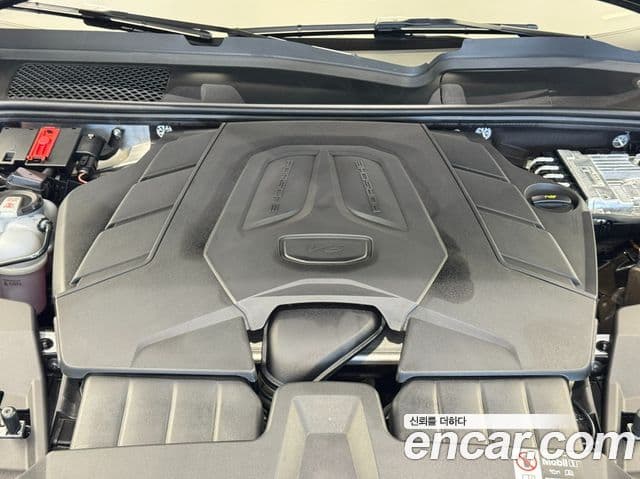 Porsche Cayenne 2025 — Photo 5/20